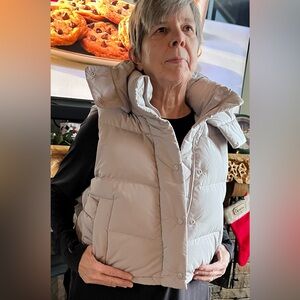 HALARA Midnight Gray Hooded Down Puffer Vest Women’s XL NWT